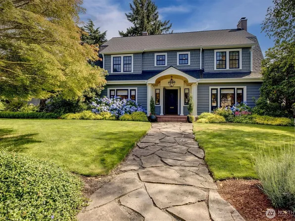 Modern Northwest home with freshly cleaned patio
